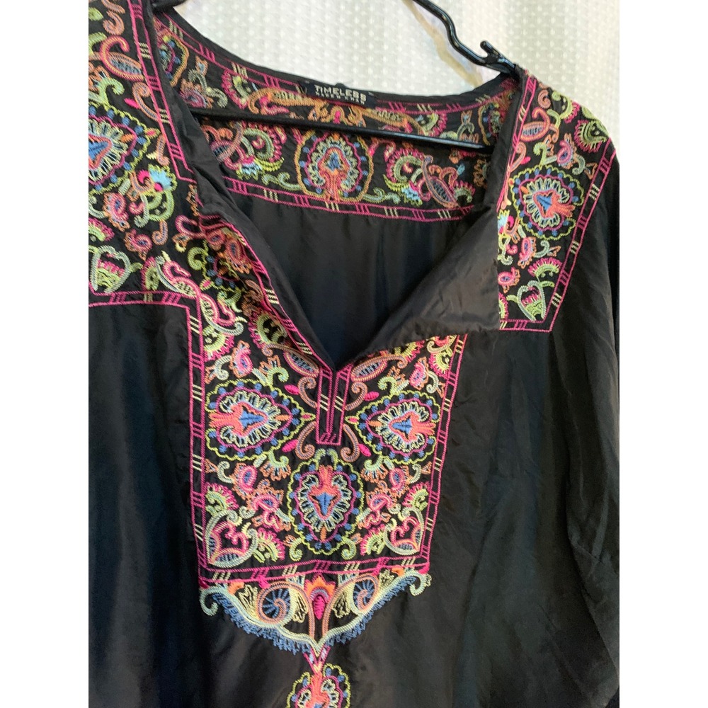 Timeless by Naeem Khan Black Embroidered Tunic Top Boho Paisley 3/4 Sleeve Women